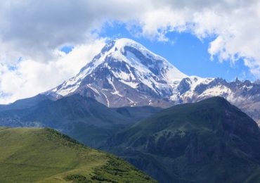 ჩვენ რა ვქნათ, ჩვენ?