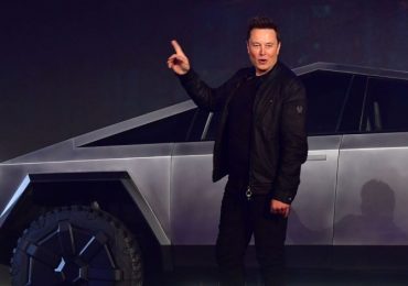 Tesla reports fifth consecutive quarter of profits