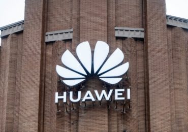 FCC formally declares Huawei, ZTE ‘national security threats’