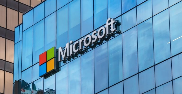 Microsoft-ი თანამშრომლებს დისტანციურად მუშაობის უფლებას სამუდამოდ მისცემს