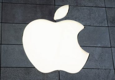 Apple to close all stores outside of China