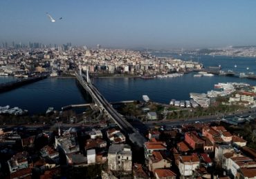 Turkey's new 3-year forecast expects sustainable growth, aims to improve current account balance