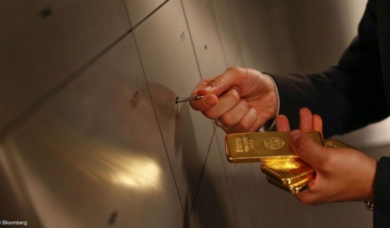 Russia, World’s Biggest Buyer of Gold, Will Stop Purchases