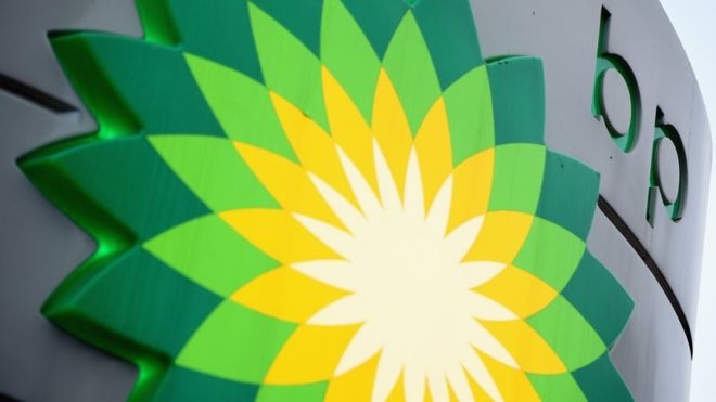 BP faces hit of up to $17.5bn as it forecasts lower oil prices