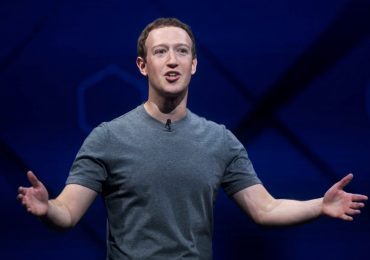 Mark Zuckerberg reportedly said Facebook is 'not gonna change'