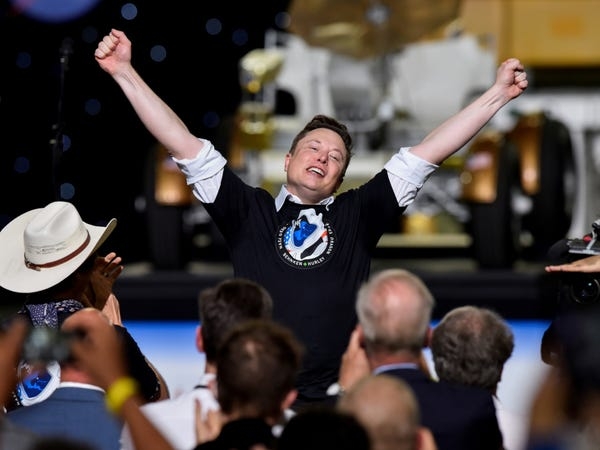 To cap off his amazing week, Elon Musk just made $770 million