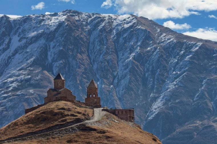 იანვარ-ივნისში საქართველომ ტურიზმიდან 1.1 მილიარდი დოლარის შემოსავალი მიიღო