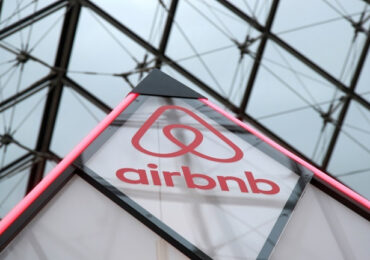 Airbnb valuation surges past $100 billion in biggest U.S. IPO of 2020