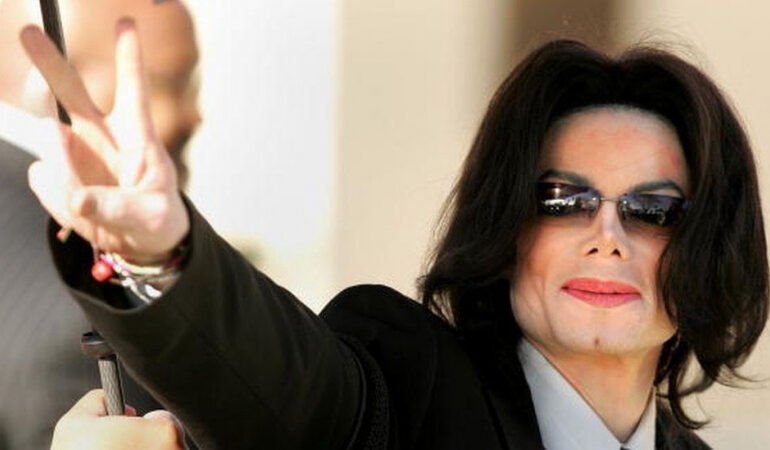 Michael Jackson: Neverland Ranch 'sold to billionaire for $22m'