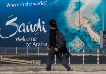 Saudi Tourism Megaproject Near to Closing $3.7 Billion Loan