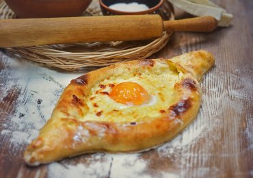 The New York Times Mentions Adjaruli Khachapuri Among Favorite Dishes