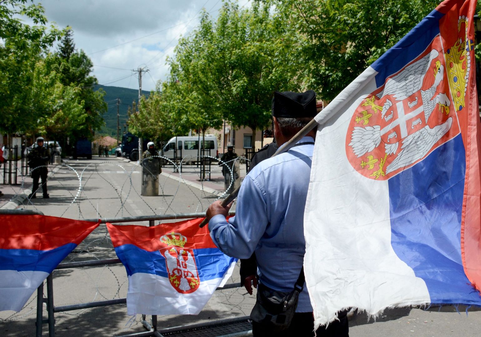 კოსოვო, აღიარების სანაცვლოდ, კოსოვოელი სერბებისთვის ავტონომიის მინიჭების საკითხზე დათმობებზე წავა