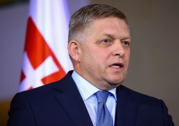 სლოვაკეთის პრემიერზე თავდამსხმელი მოტივად უკრაინისადმი ფიცოს პოლიტიკას ასახელებს