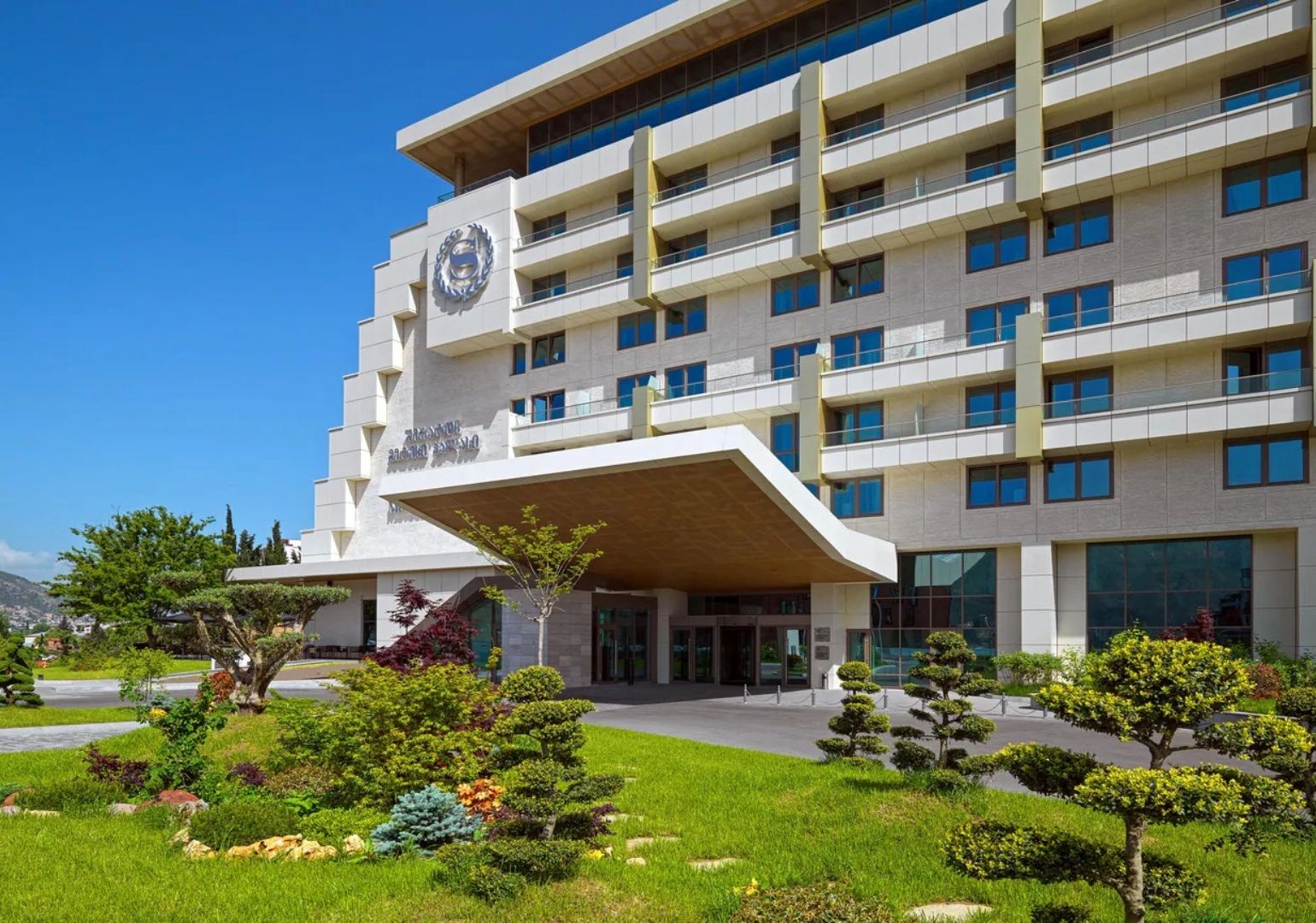 Ras Al Khaimah Investment Fund in Default – Attempts to Switch Ownership of Georgia Subsidiary’s Sheraton Grand Tbilisi Metechi Palace Hotel, Managed by the Marriott Group, in Apparent Effort to Avoid Enforcement Action