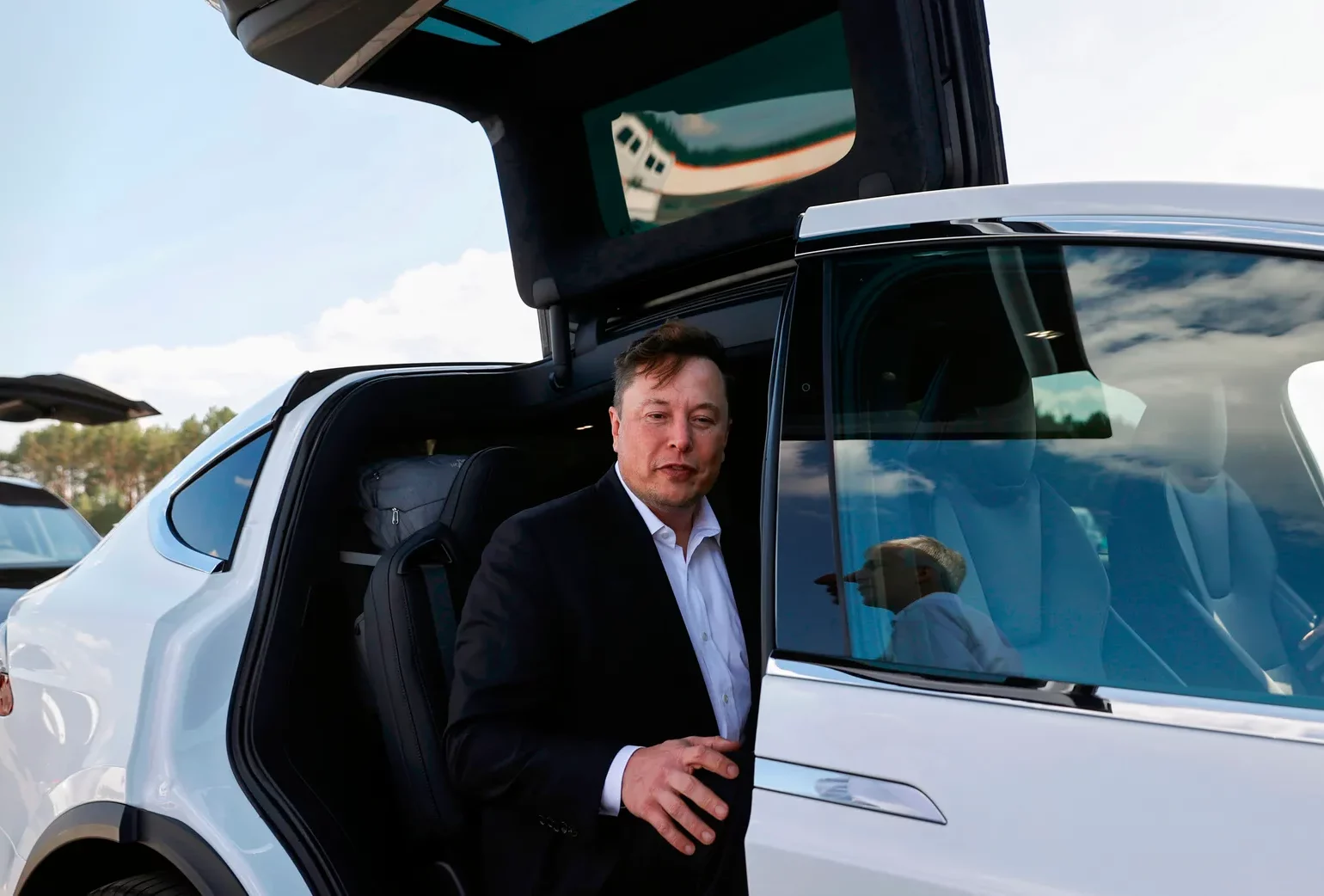 გასულ კვარტალში Tesla-ს გაყიდვები რეკორდულად შემცირდა
